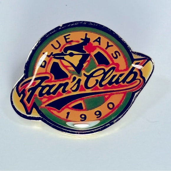 Rare Vintage Toronto Blue Jays Fan’s Club 1990 Lapel Pin - Picture 2 of 8